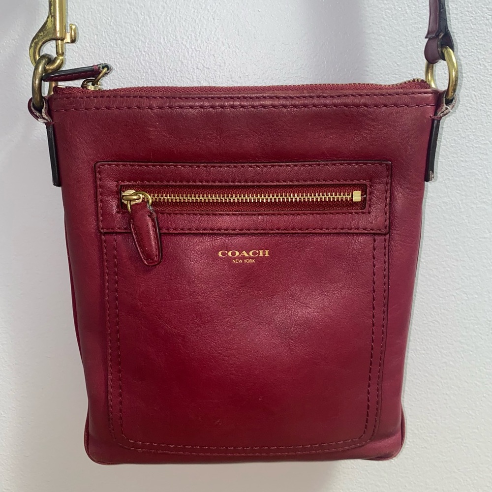 Coach Crossbody in Raspberry Leather - Picture 8 of 10